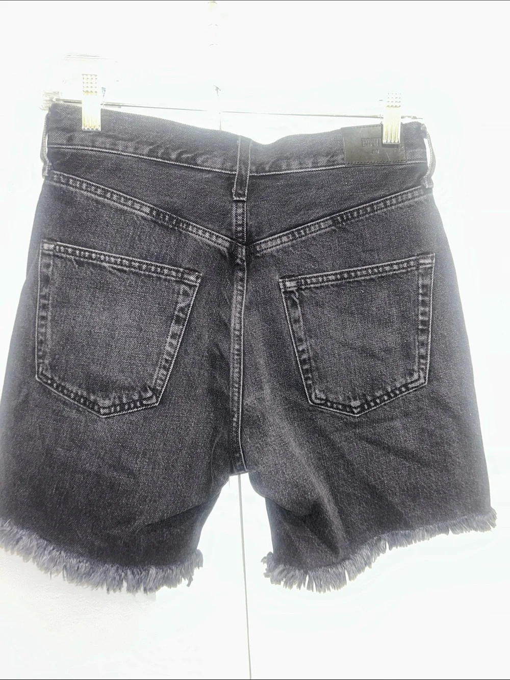 NWOT EDWIN CAI CUT OFF FRAYED DENIM SHORTS SIZE 26 Z117_3